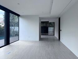 First Avenue (D10), Detached #598135911